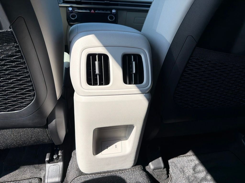 2025 Hyundai TUCSON Limited Clean Carfax, One Owner