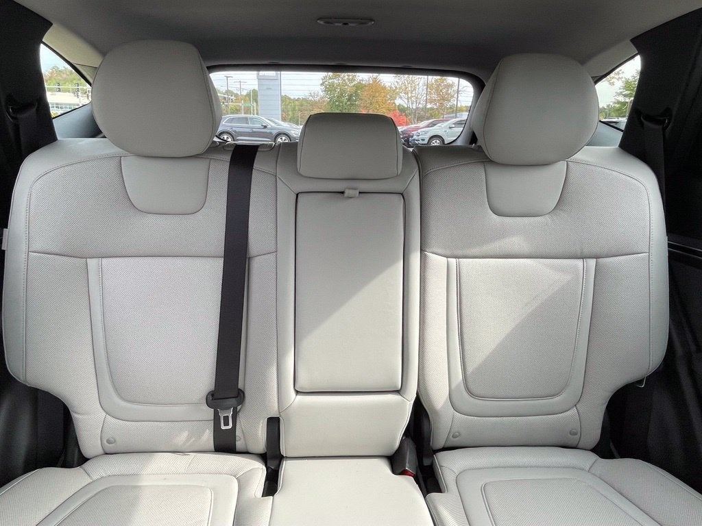 2024 Hyundai TUCSON Limited Pano Roof, Leather, Clean Carfax, One Owner