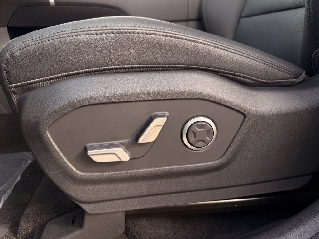 2027 Hyundai SANTA FE HYBRID Limited
