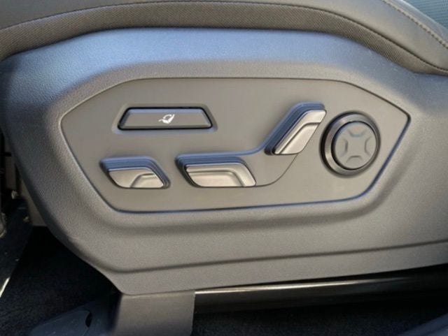 2025 Hyundai SANTA FE Calligraphy FWD