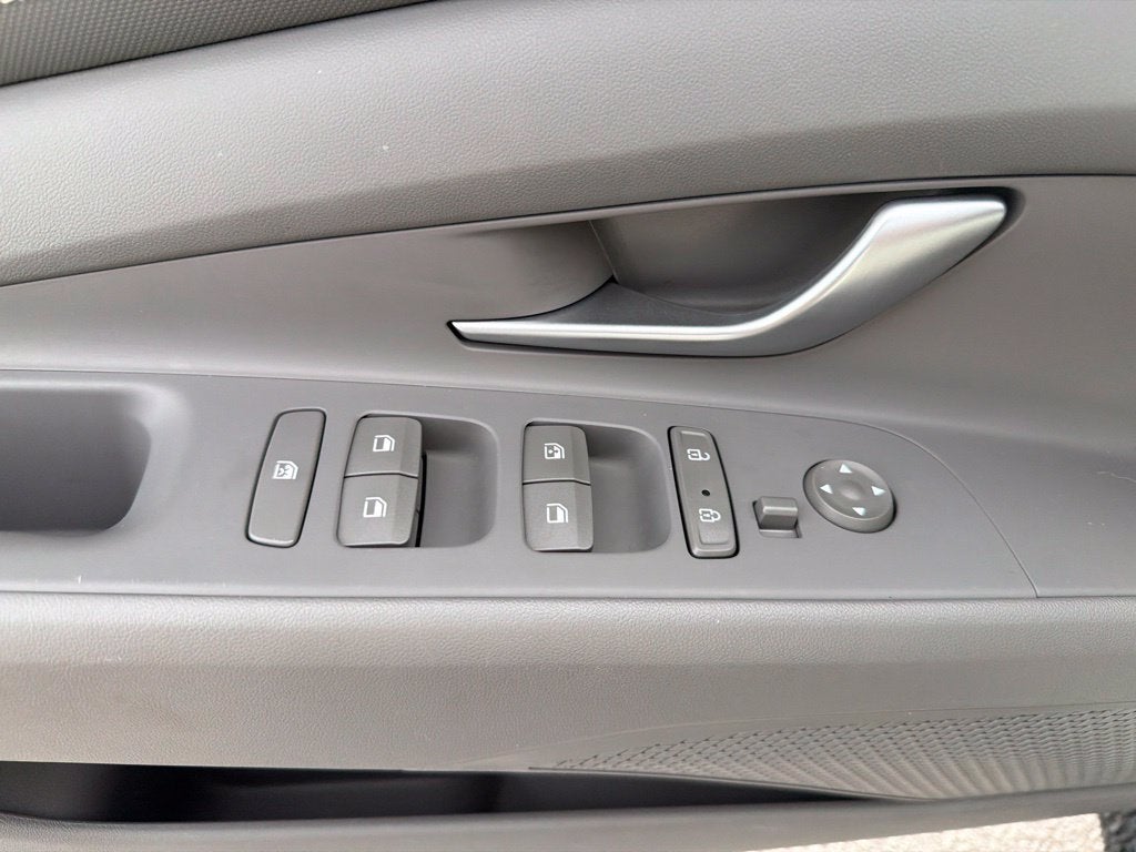 2022 Hyundai ELANTRA SEL Heated Seats, Adaptive Cruise, One Owner