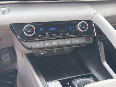 2022 Hyundai ELANTRA SEL Heated Seats, Adaptive Cruise, One Owner