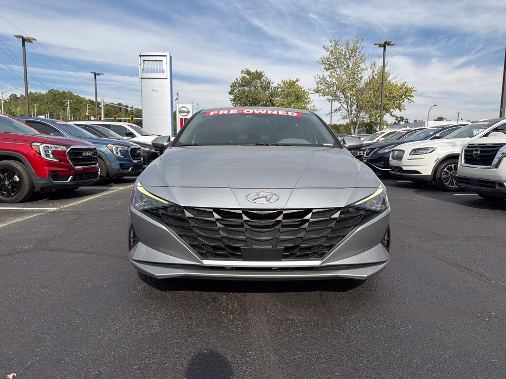 2022 Hyundai ELANTRA SEL Heated Seats, Adaptive Cruise, One Owner