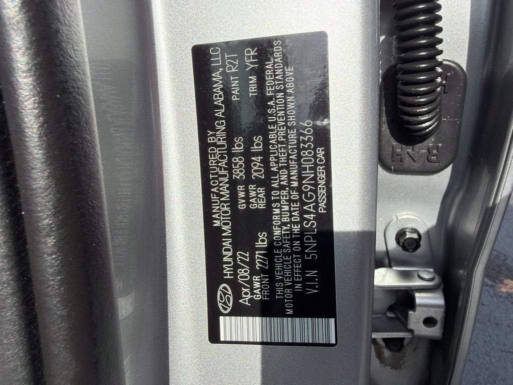 2022 Hyundai ELANTRA SEL Heated Seats, Adaptive Cruise, One Owner