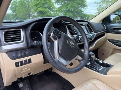 2016 Toyota Highlander Limited