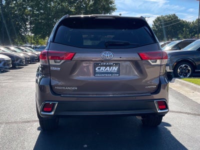 2019 Toyota Highlander Limited Platinum Third Row, Leather, Clean CarFax, One Owner, Low M