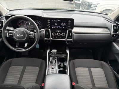 2022 Kia Sorento LX