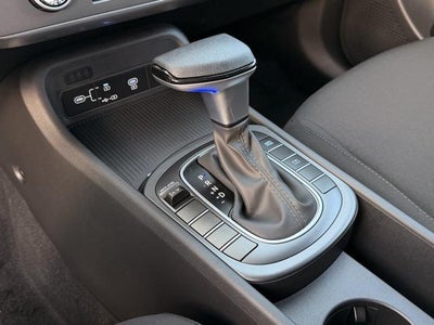 2026 Hyundai KONA SE FWD