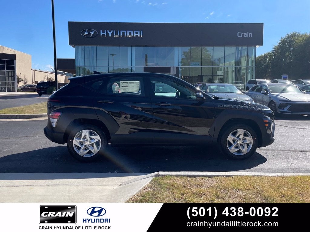 2027 Hyundai KONA SE