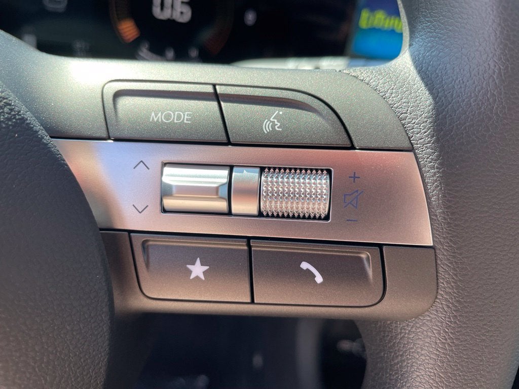 2027 Hyundai KONA SE