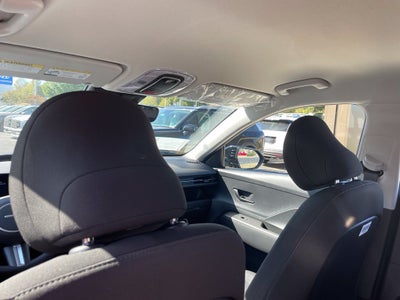 2027 Hyundai KONA SE