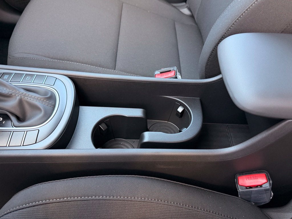 2027 Hyundai KONA SE