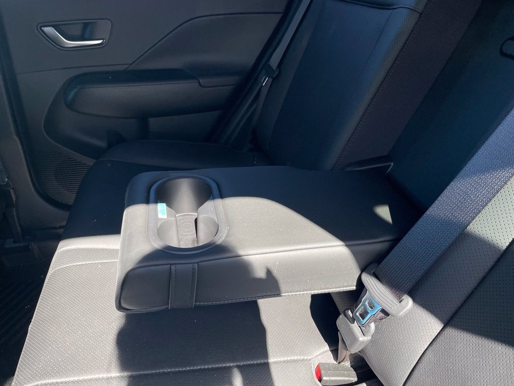 2024 Hyundai KONA Limited Moonroof, Leather, One Owner, Clean Carfax