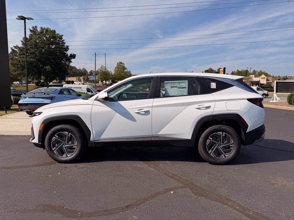 2026 Hyundai TUCSON HYBRID Blue SE
