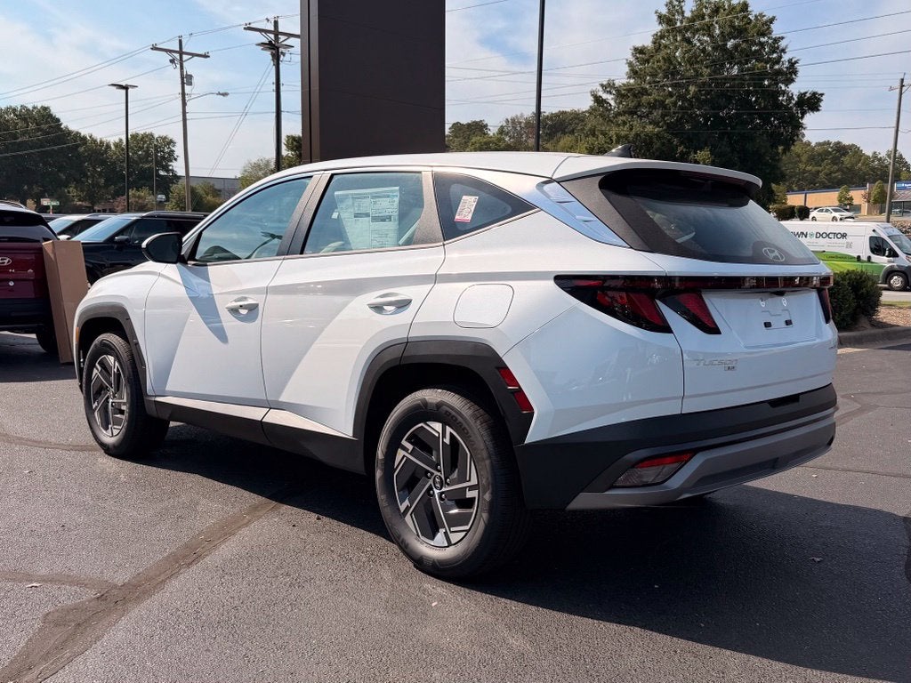 2026 Hyundai TUCSON HYBRID Blue SE