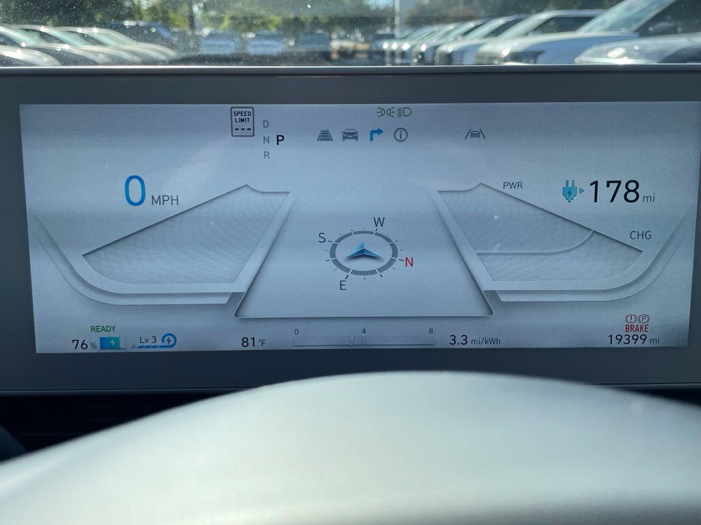 2024 Hyundai IONIQ 5 Limited Long Range, Pano Roof, One Owner, Leather