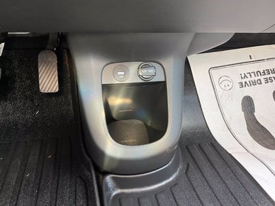 2024 Hyundai IONIQ 5 Limited Long Range, Pano Roof, One Owner, Leather