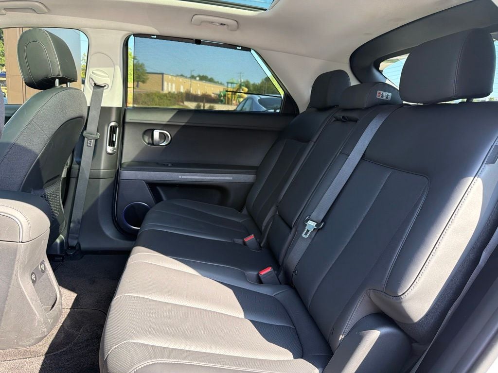 2024 Hyundai IONIQ 5 Limited Long Range, Clean Carfax, One Owner