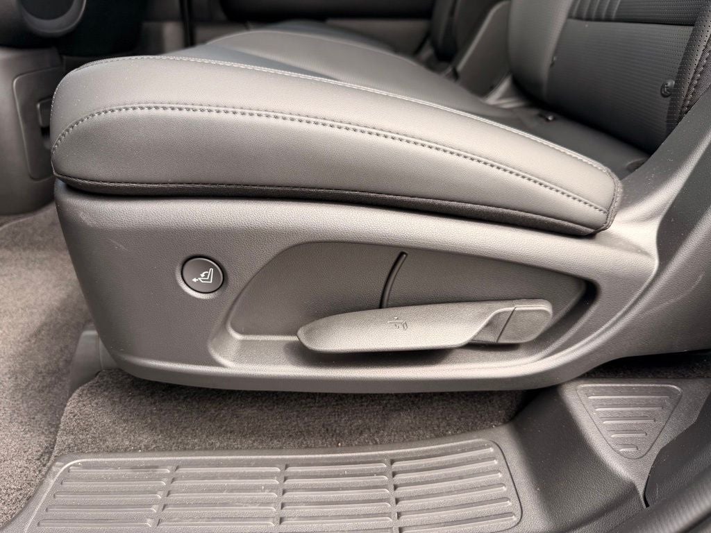 2026 Hyundai PALISADE HYBRID SEL 7 Passenger