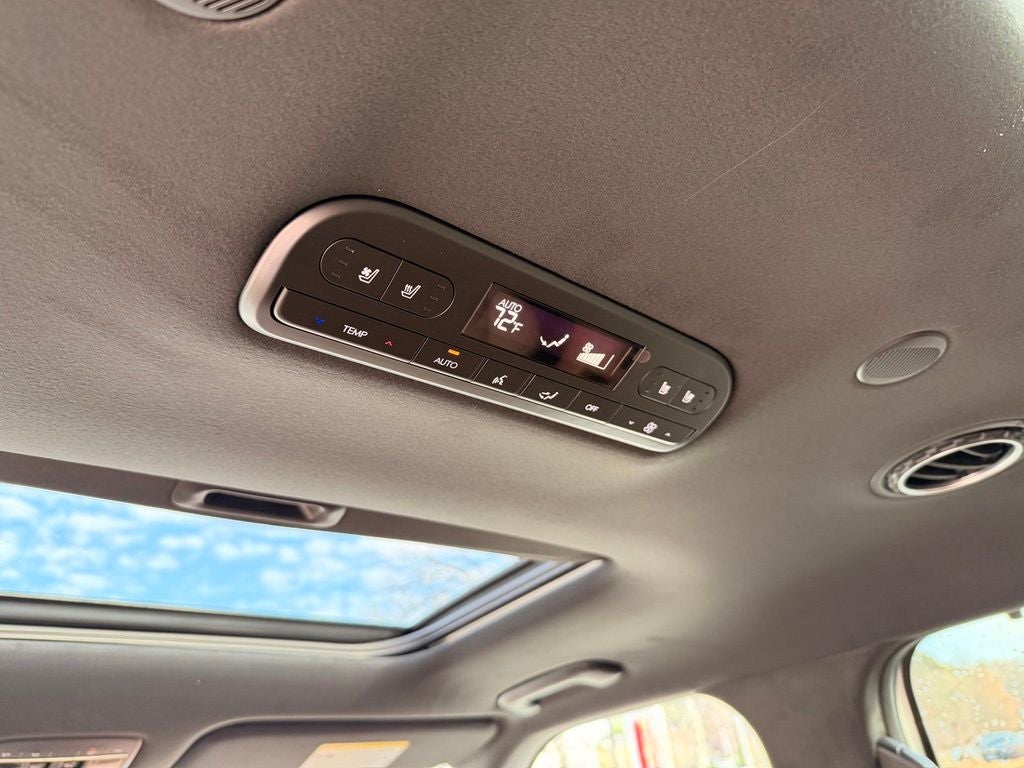 2027 Hyundai PALISADE SEL 7 Passenger