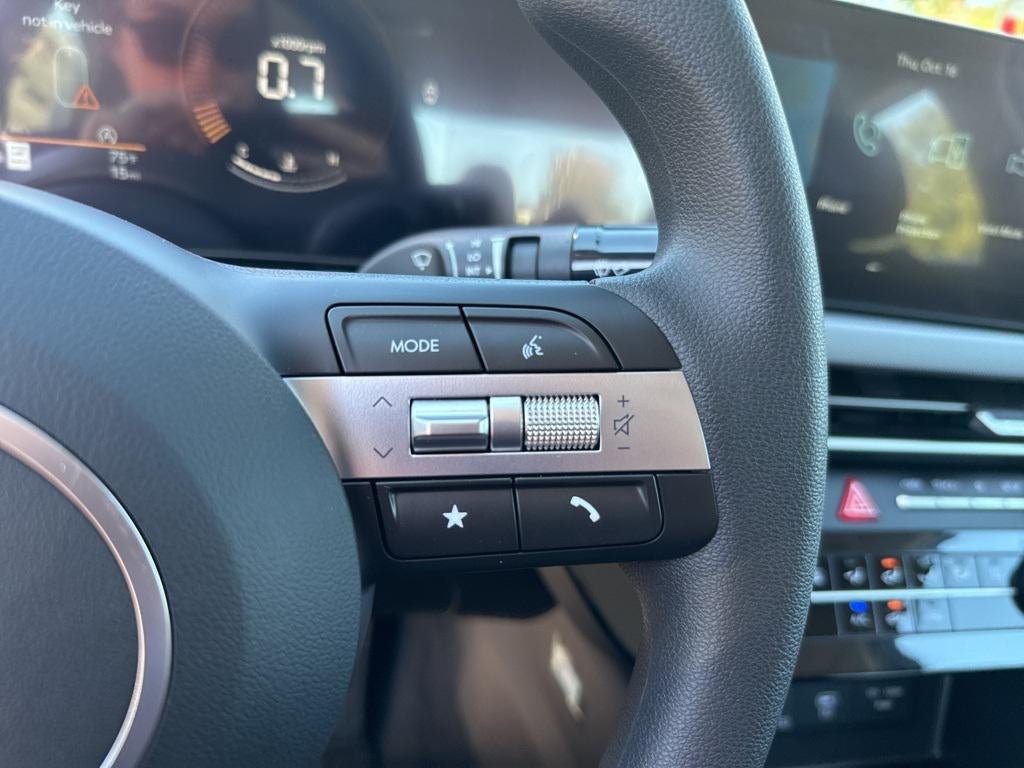 2025 Hyundai SONATA SE