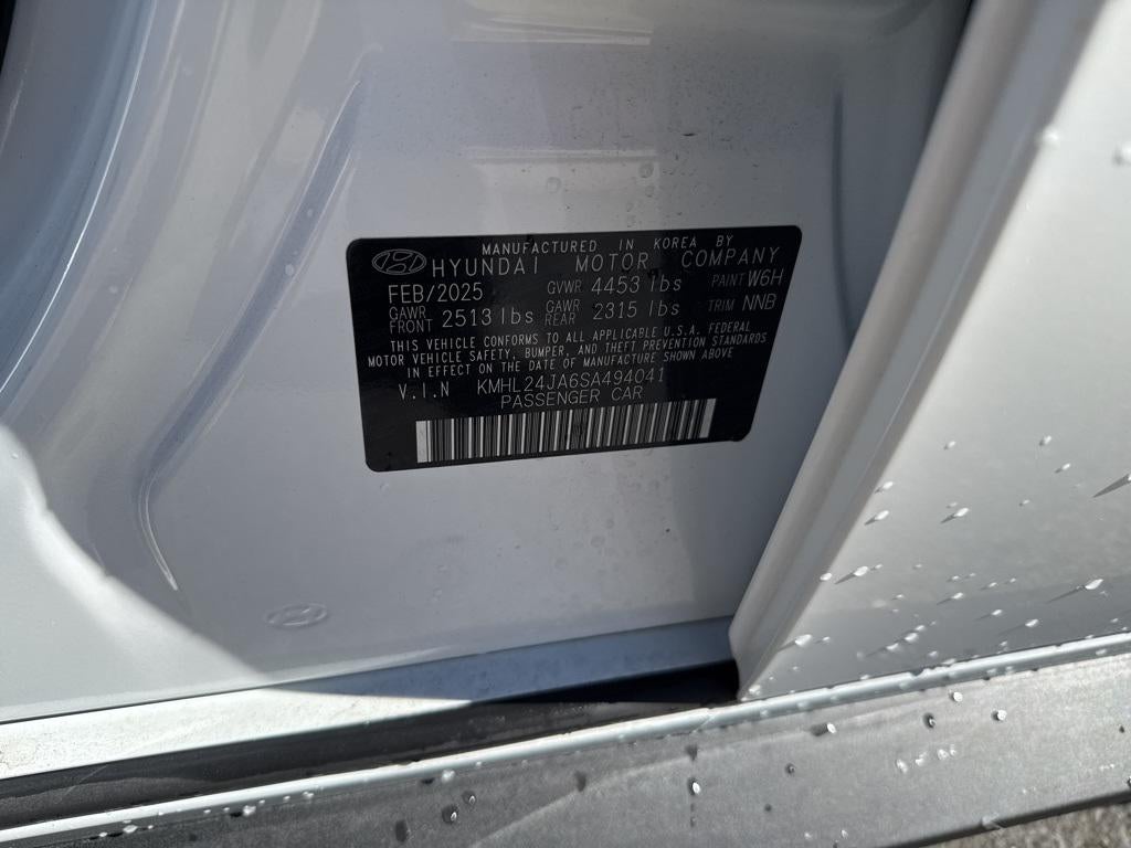 2025 Hyundai SONATA SE