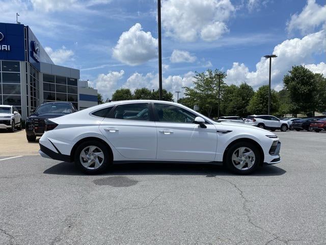 2025 Hyundai SONATA SE