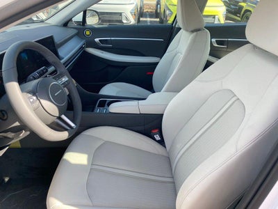 2025 Hyundai SONATA HYBRID SEL