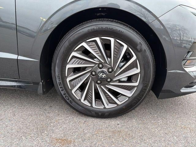 2025 Hyundai SONATA HYBRID SEL