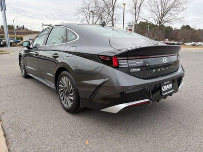 2025 Hyundai SONATA HYBRID SEL