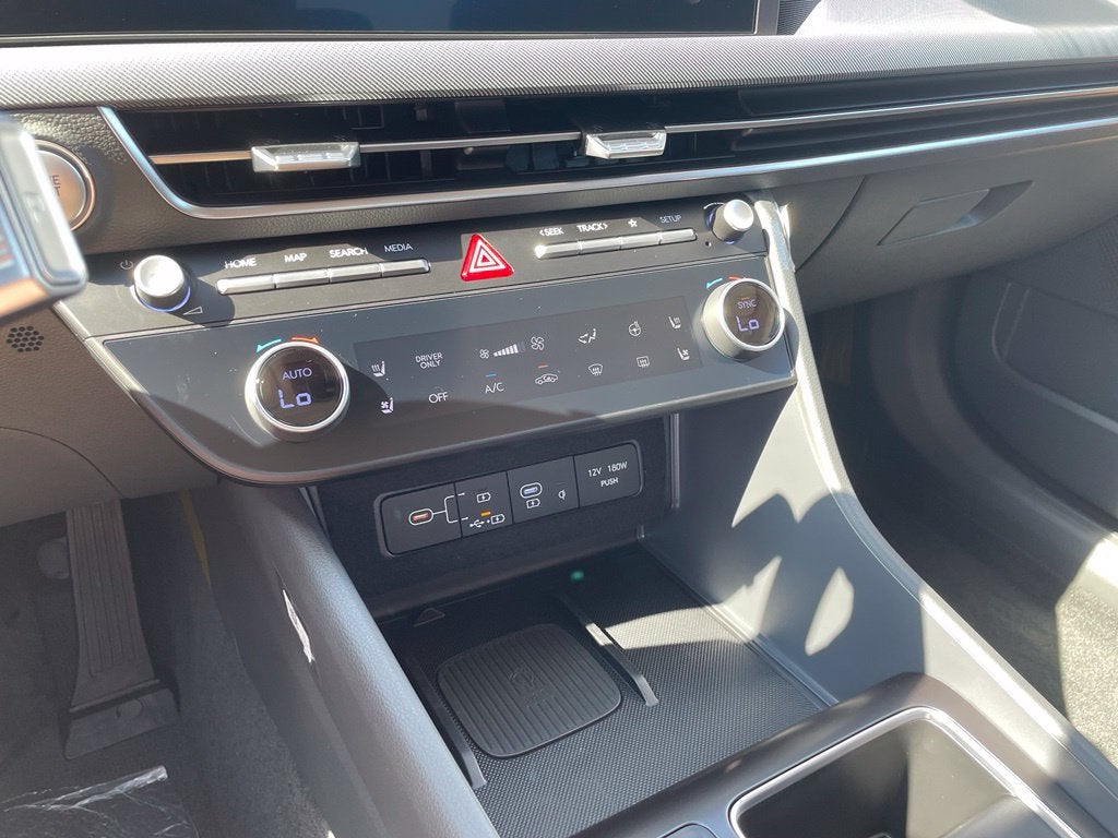 2027 Hyundai SONATA HYBRID Limited