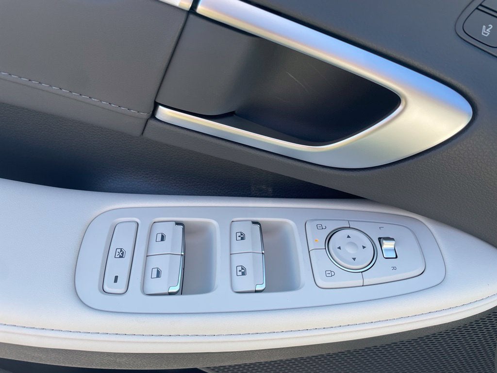 2027 Hyundai SONATA HYBRID Limited