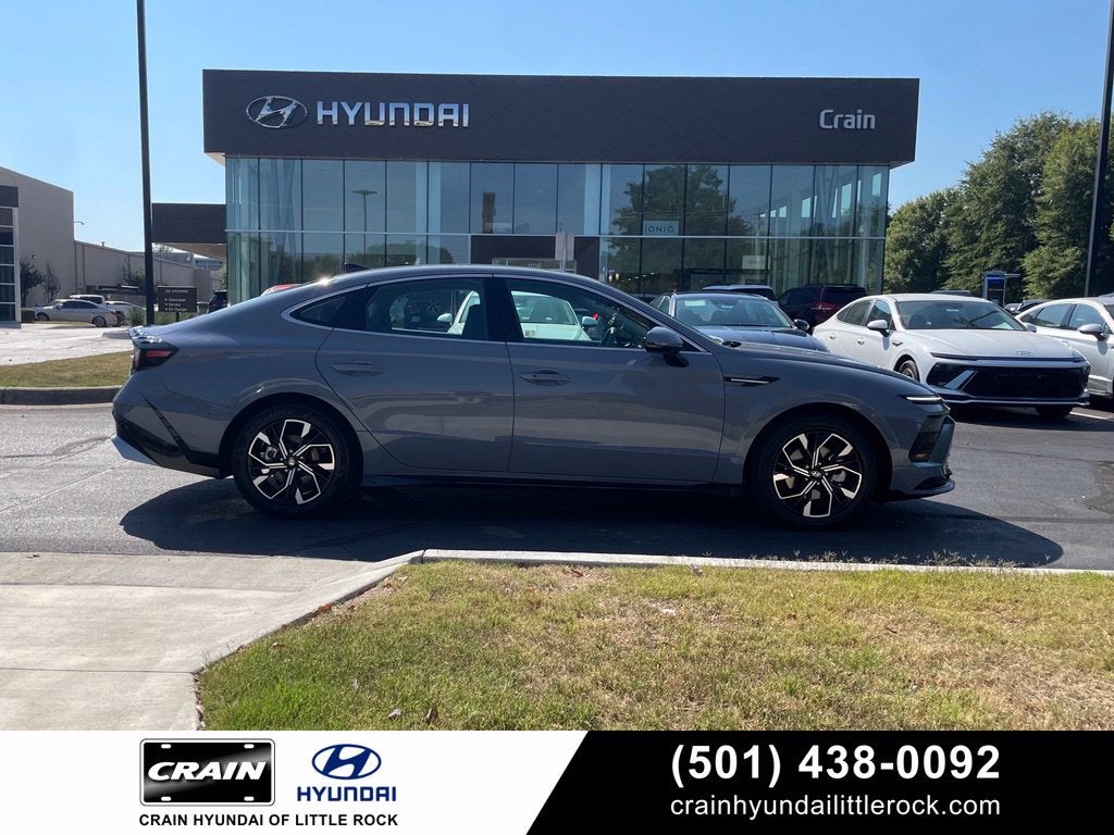 2024 Hyundai SONATA SEL One Owner, Clean Carfax