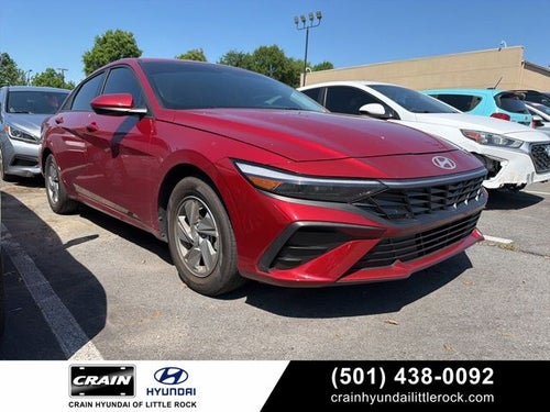 2025 Hyundai ELANTRA SE