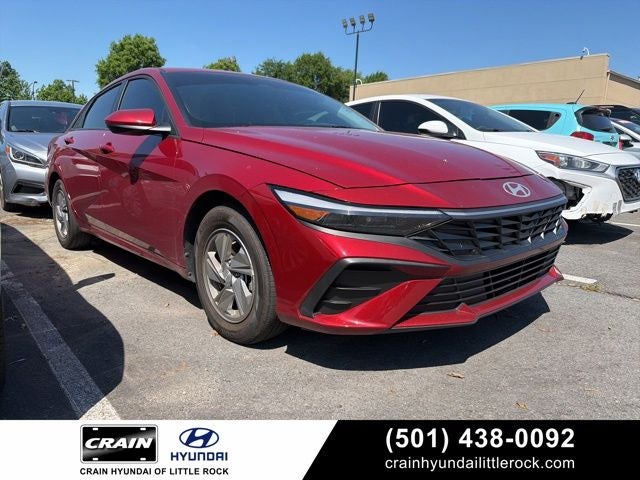 2025 Hyundai ELANTRA SE