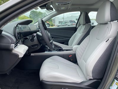 2025 Hyundai ELANTRA Limited