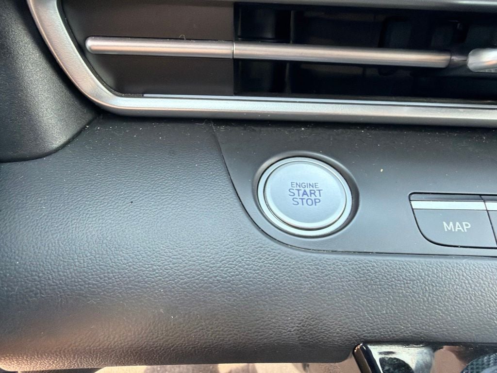 2025 Hyundai ELANTRA SEL Convenience CARFAX 1-Owner