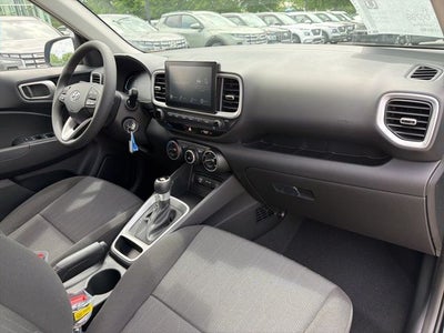 2026 Hyundai VENUE SE