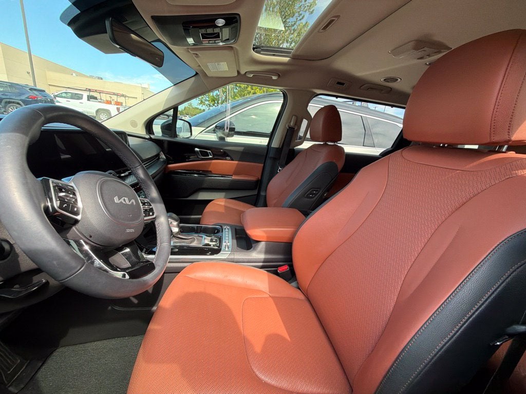 2023 Kia Carnival SX Prestige Clean CarFax, One Owner