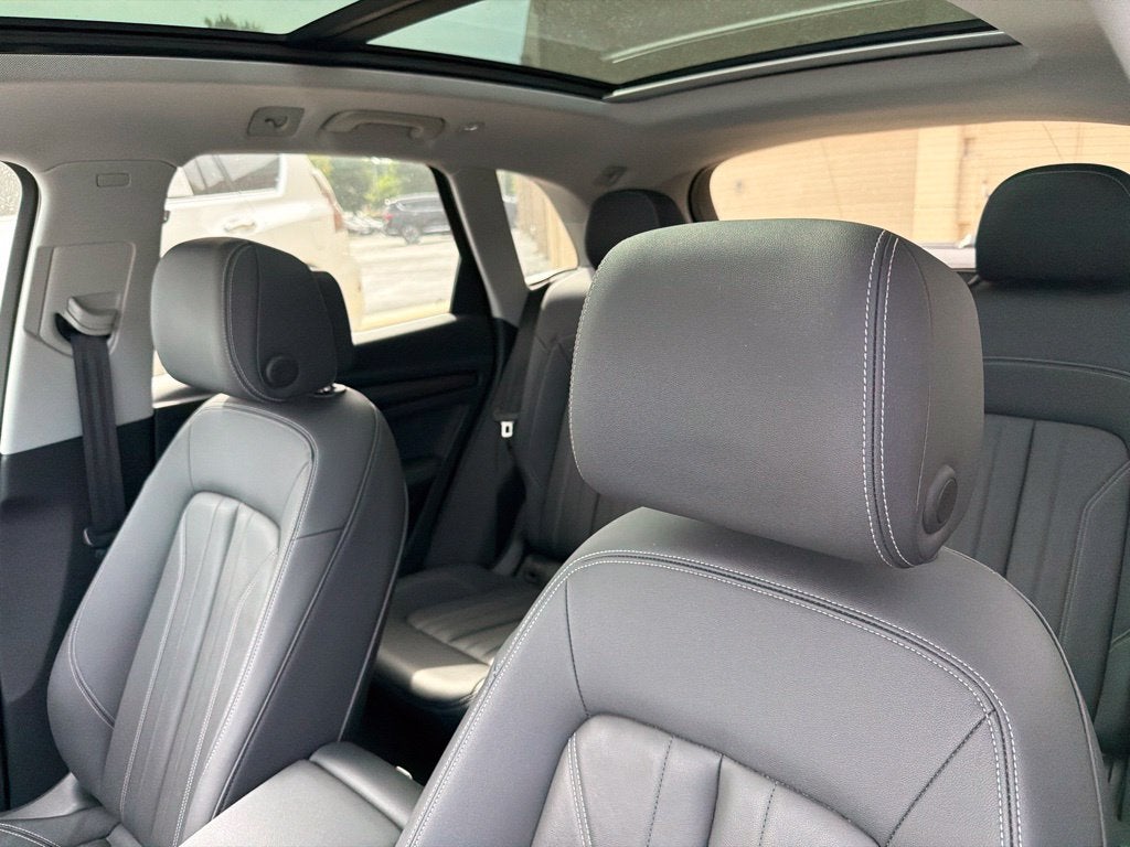 2024 Audi Q5 40 Premium Plus quattro