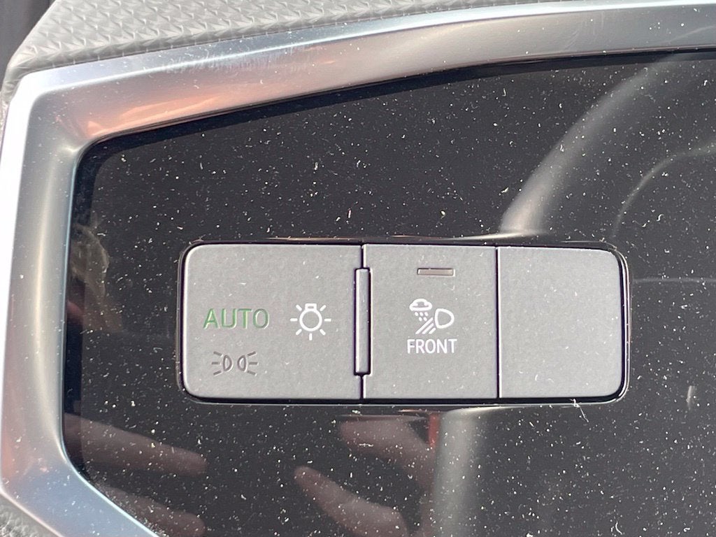 2024 Audi Q3 Premium Plus, One Owner, Navi, Leather, Moonroof S Line quattro