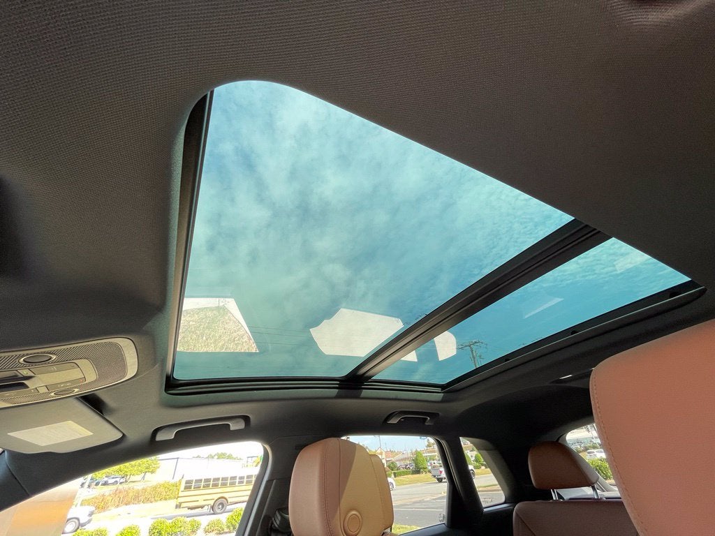 2024 Audi Q3 Premium Plus, One Owner, Navi, Leather, Moonroof S Line quattro