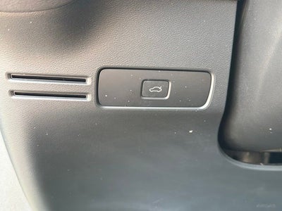 2024 Volvo XC40 B5 Core