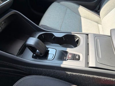 2024 Volvo XC40 B5 Core