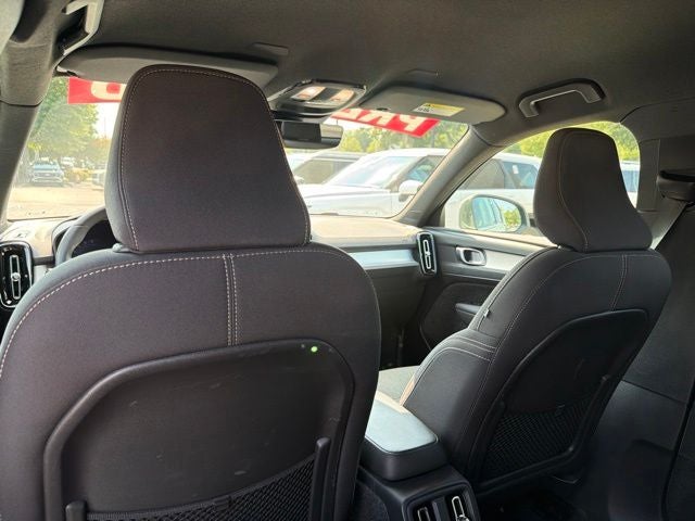 2024 Volvo XC40 B5 Core