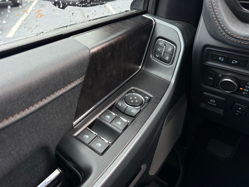 2022 Ford F-150 Lightning Lariat