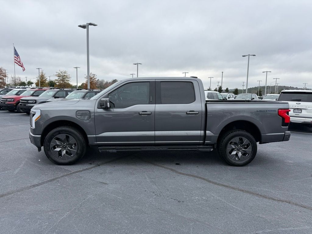 2022 Ford F-150 Lightning Lariat