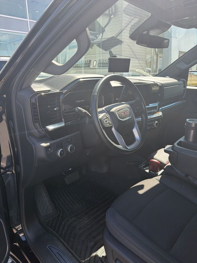 2024 GMC Sierra 1500 SLE