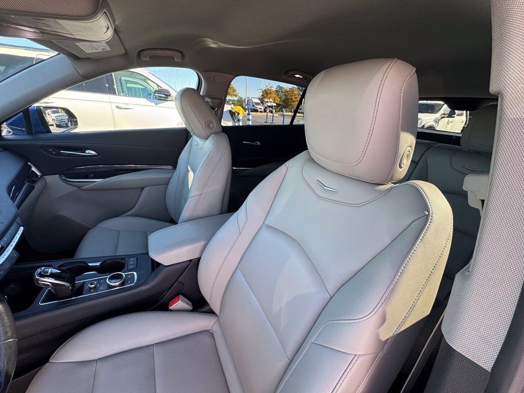 2021 Cadillac XT4 Luxury