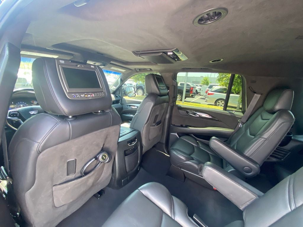 2019 Cadillac Escalade Platinum Edition